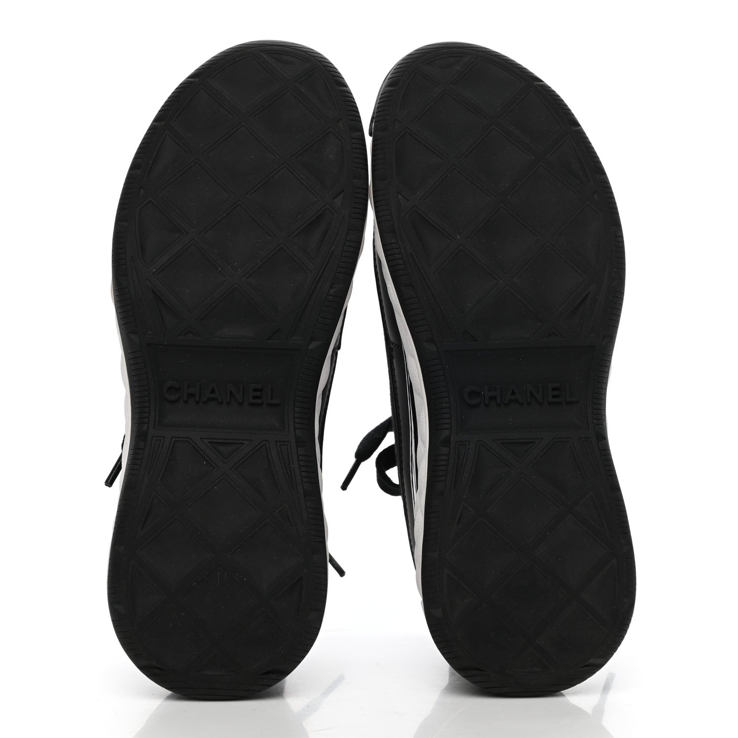 Chanel Velvet Calfskin Mixed Fibers CC Sneakers 35 Black 5 of 10