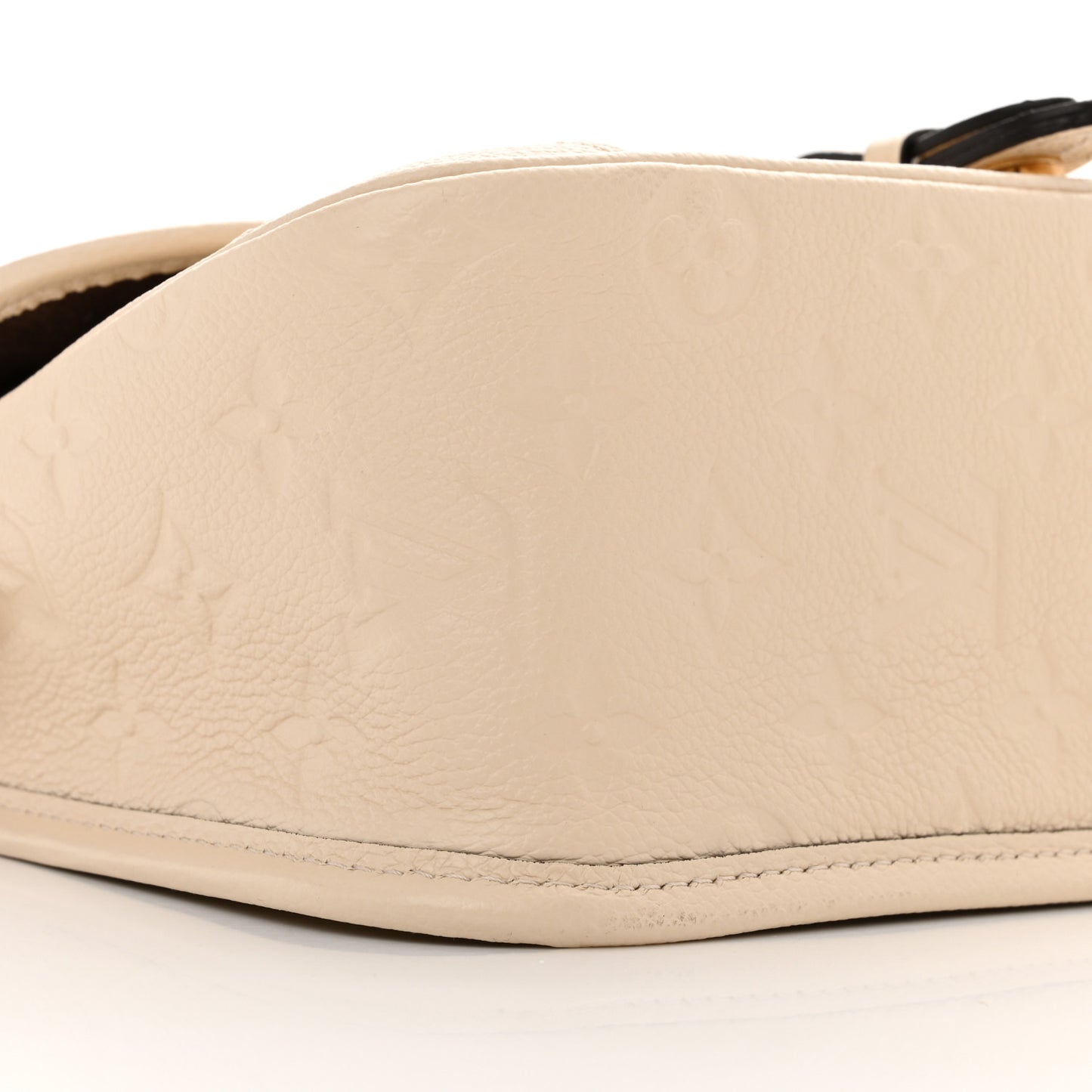 Empreinte Monogram Giant Diane Cream