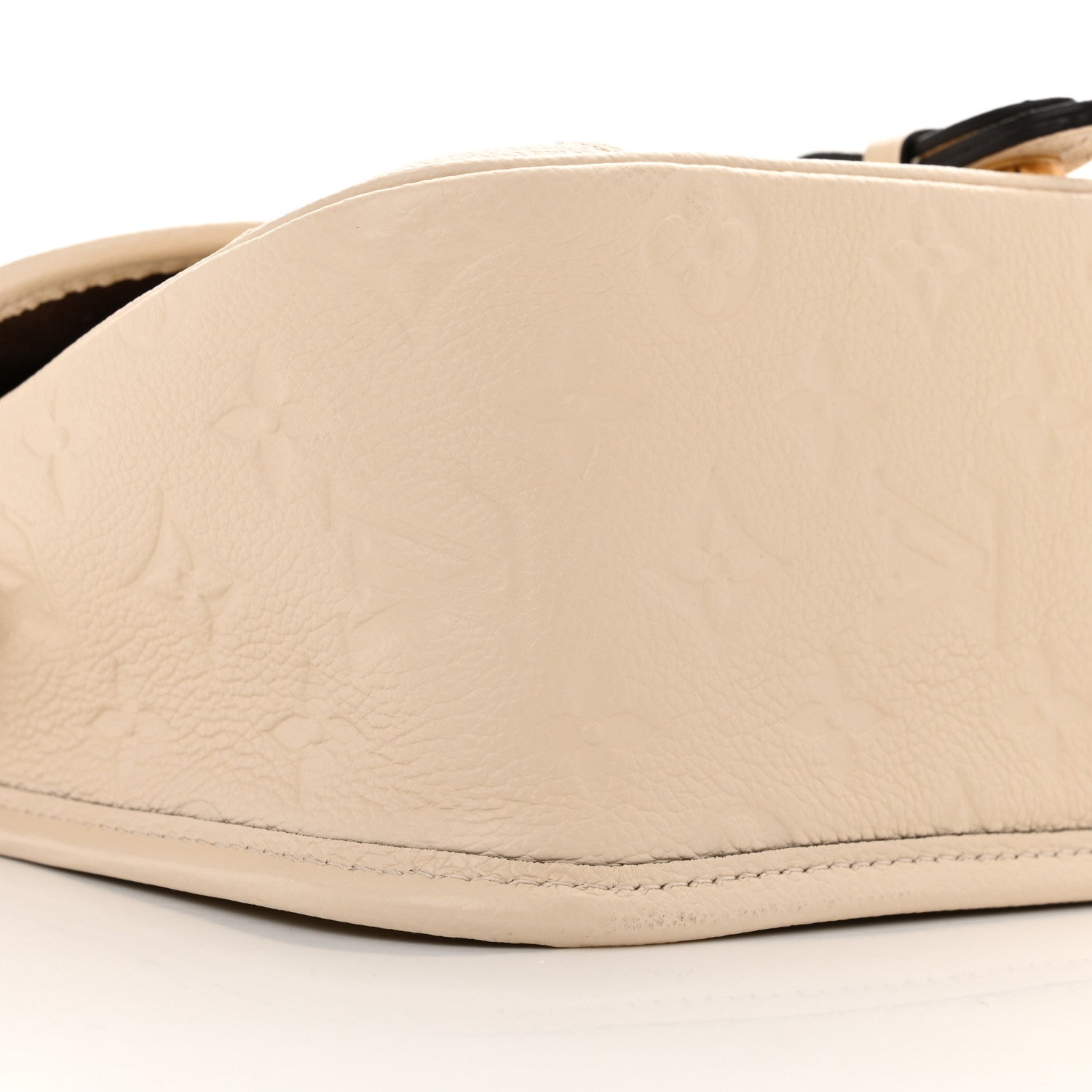 Louis Vuitton Empreinte Monogram Giant Diane Cream 8 of 9