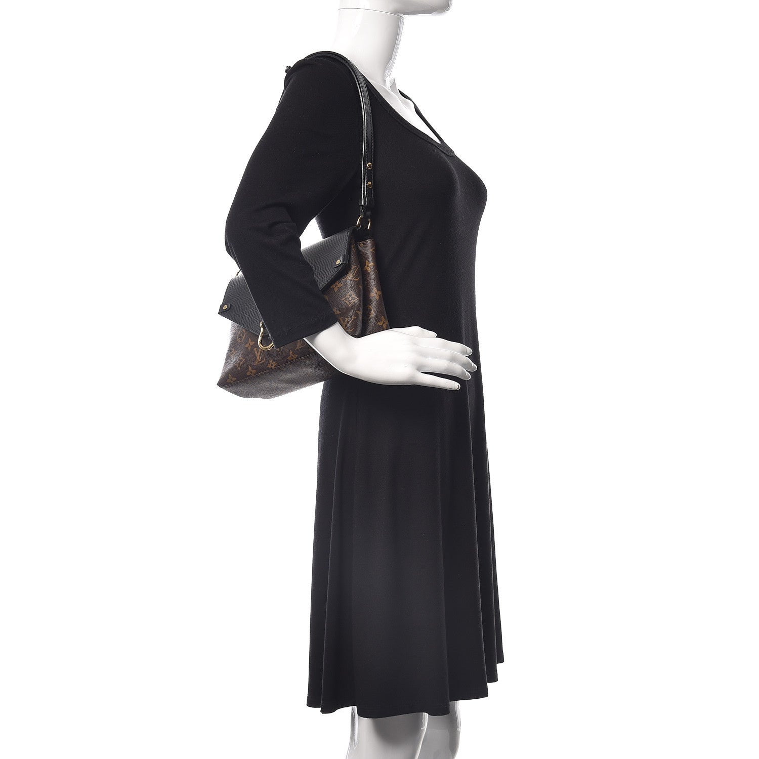 Louis Vuitton Epi Monogram Saint Michel Black 2 of 11