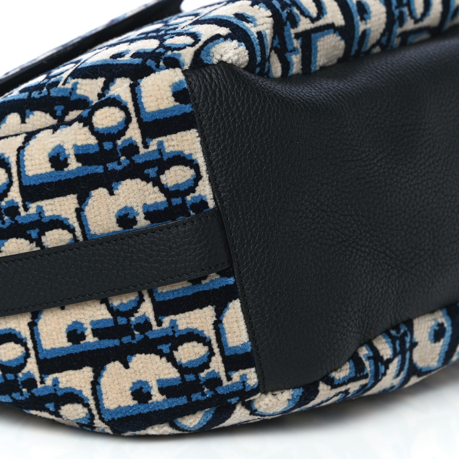 Christian Dior Oblique Saddle Soft Bag Bleu Marine 9 of 16