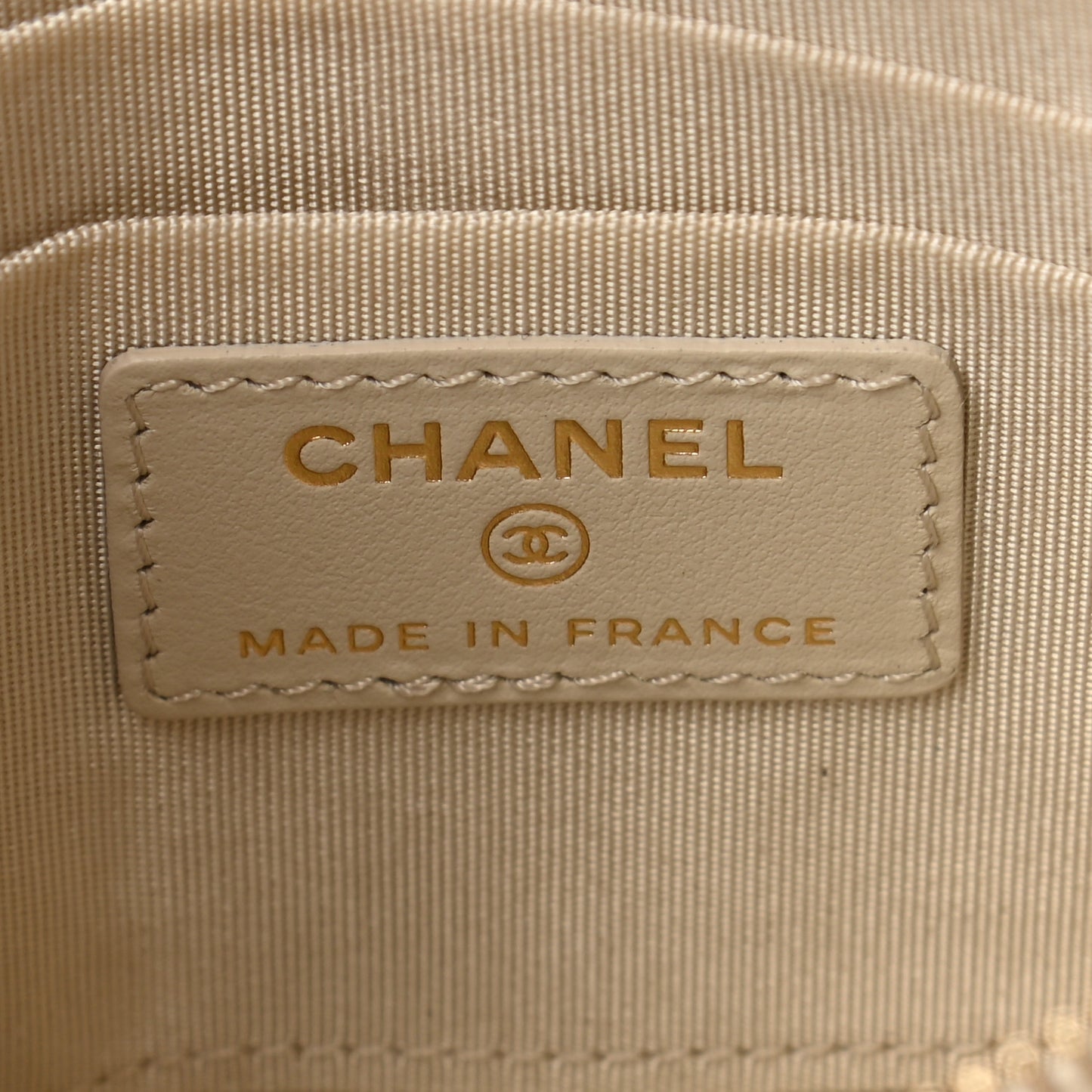 Shiny Goatskin Quilted Chanel 19 Flat Wallet Pouch Light Beige