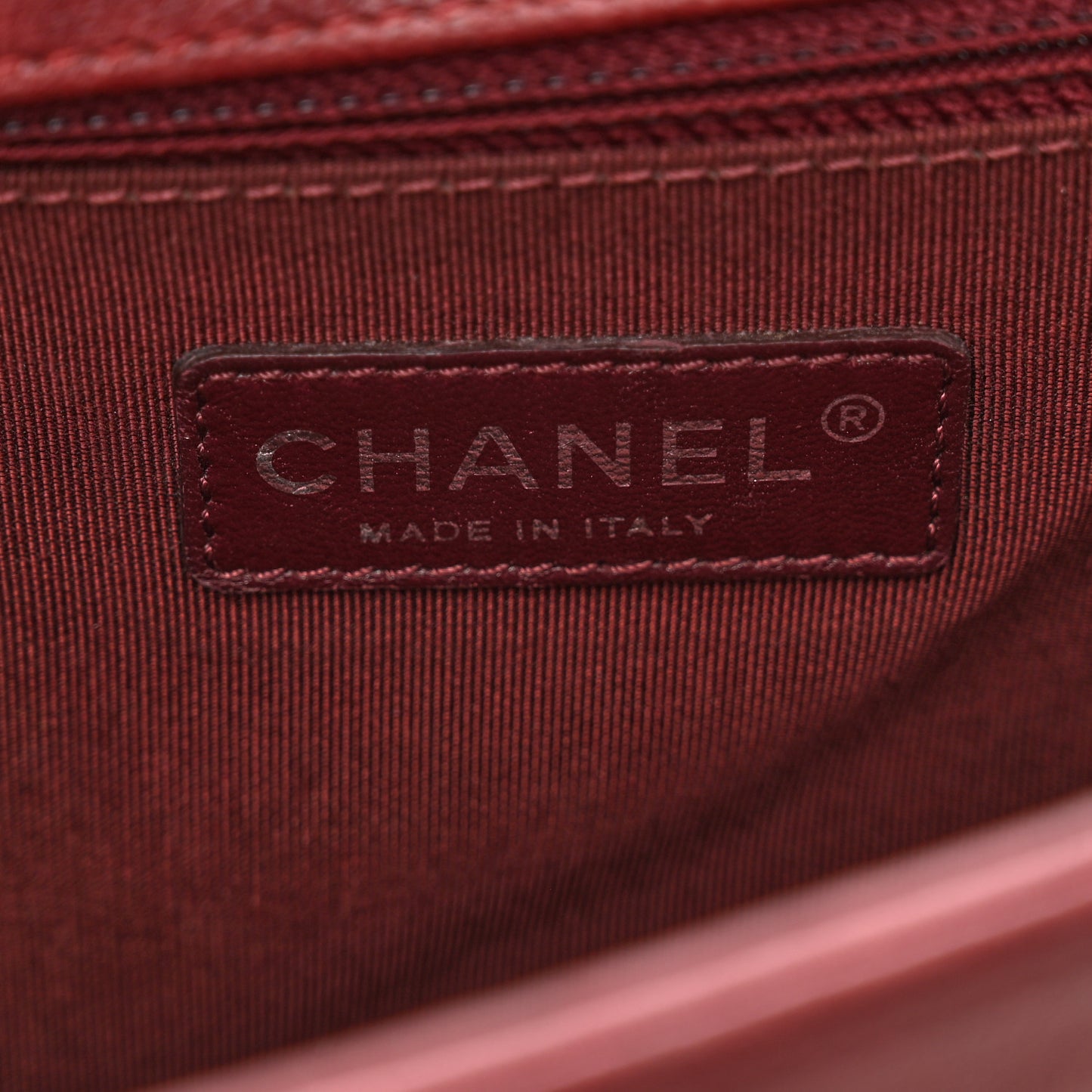 Crumpled Lambskin New Medium Studded Boy Flap Red
