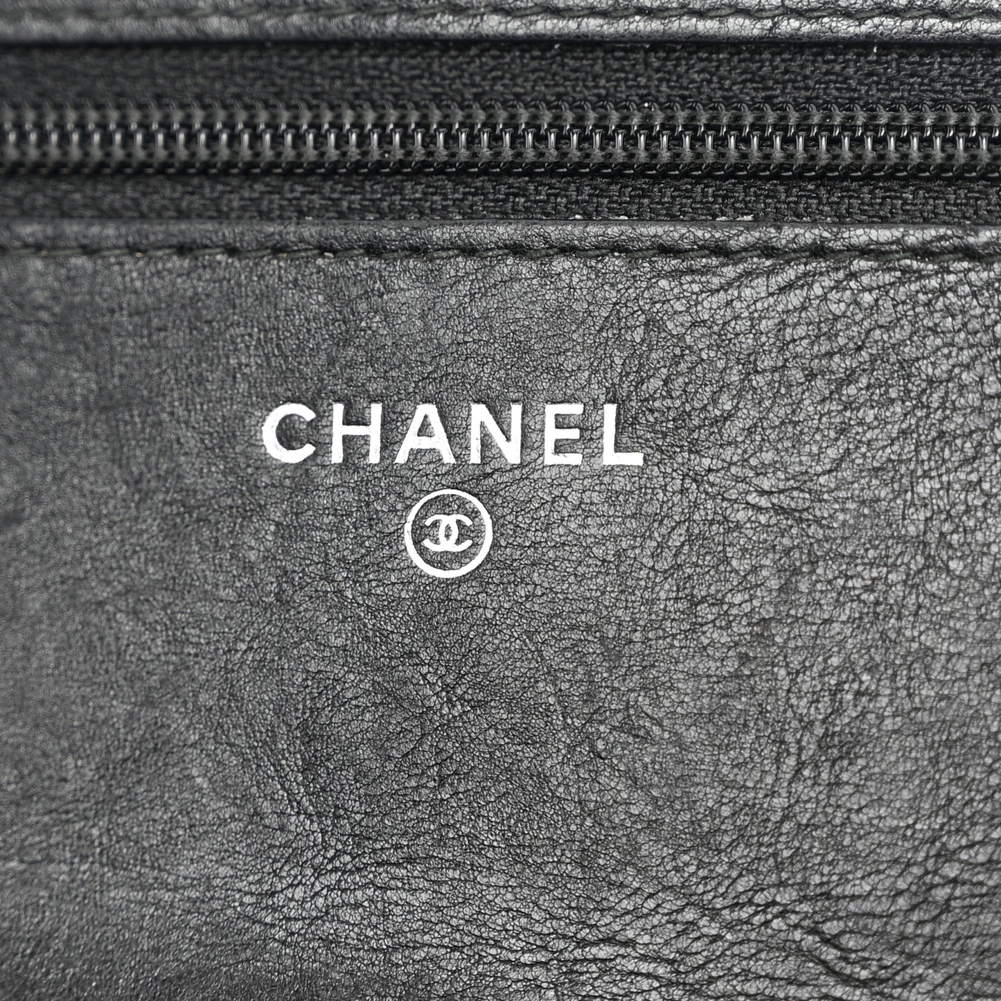 Caviar Quilted Wallet on Chain WOC So Black