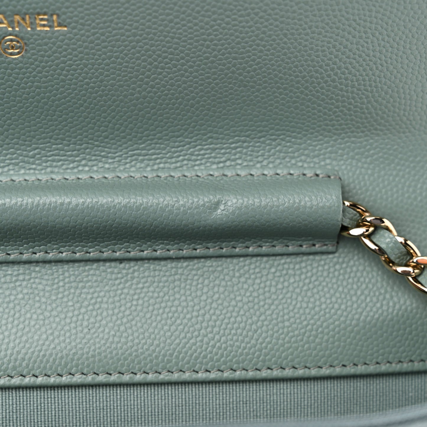 Caviar Quilted Wallet on Chain WOC Light Blue