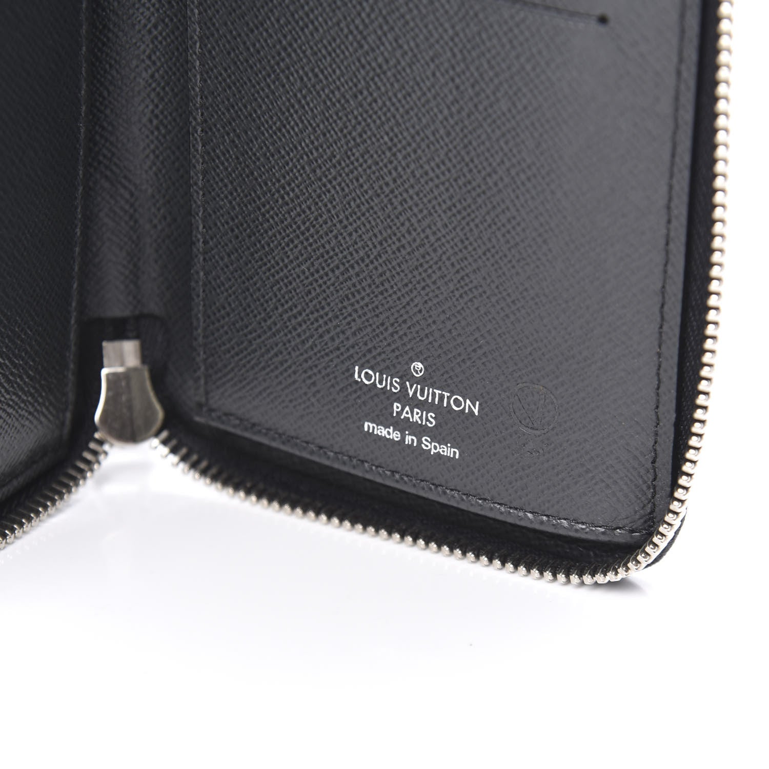 Louis Vuitton Taiga Vertical Zippy Wallet Ardoise 6 of 7