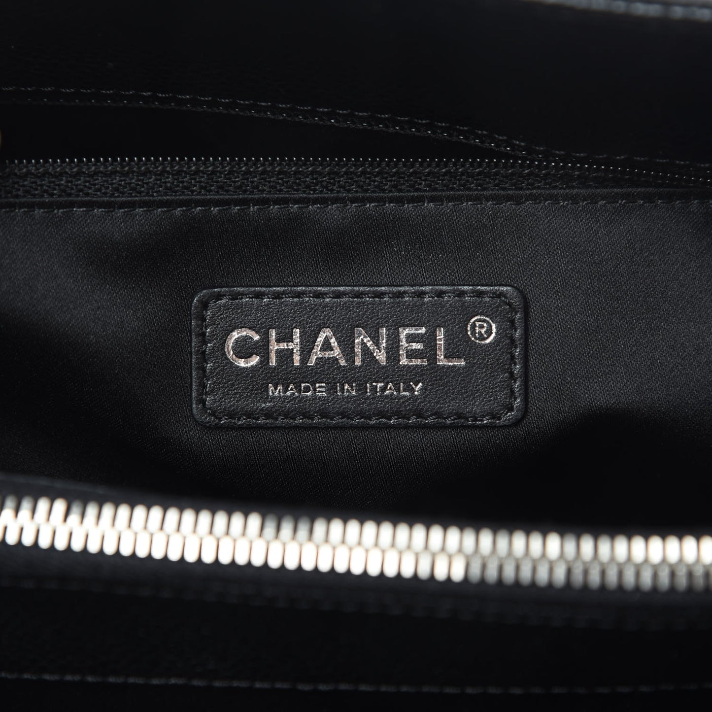 Caviar Quilted Grand Shopping Tote GST Black