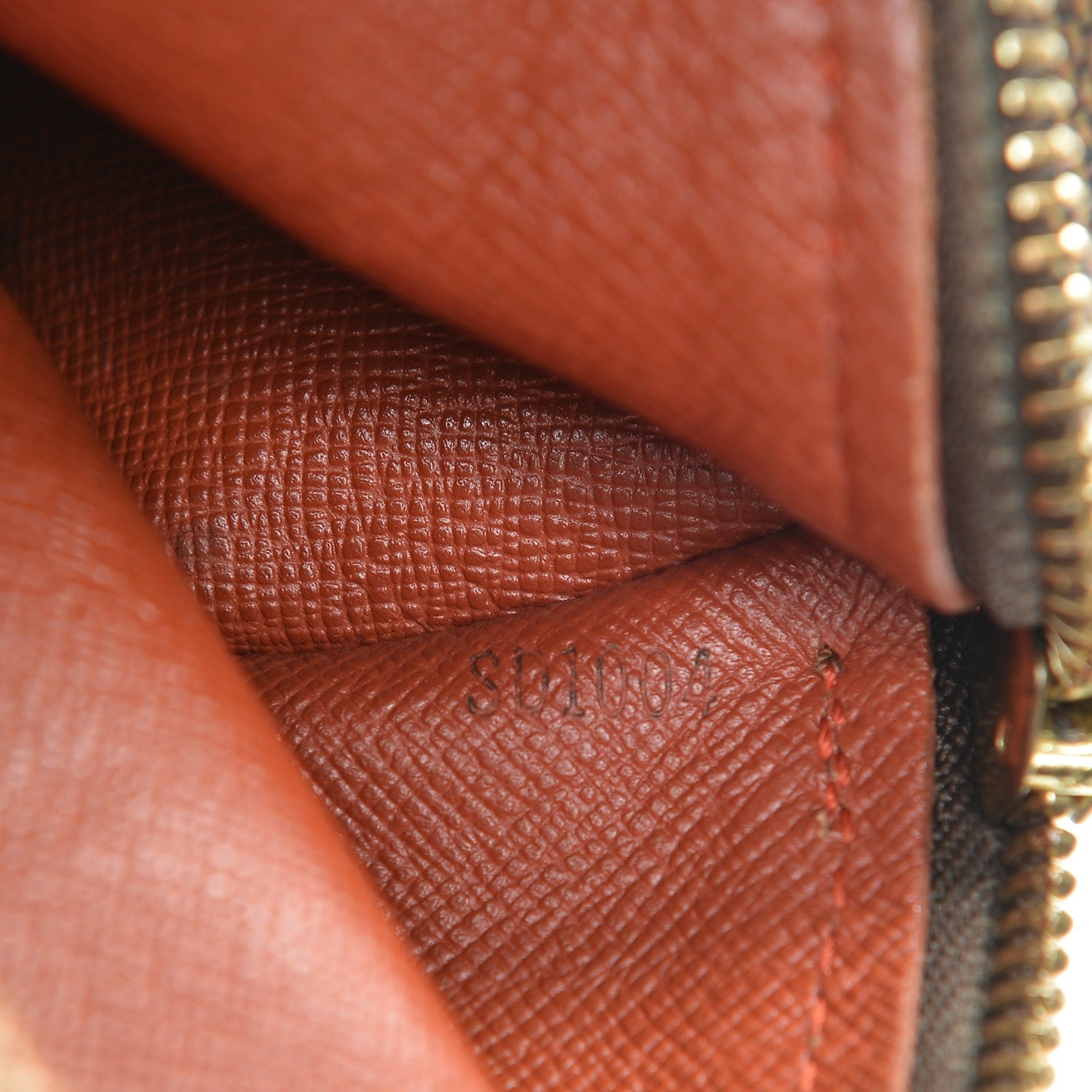 Louis Vuitton Damier Ebene Papillon 26 7 of 9