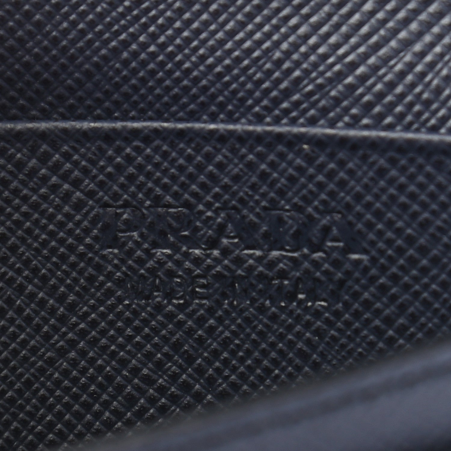 Prada Vitello Move Card Holder 6 of 7