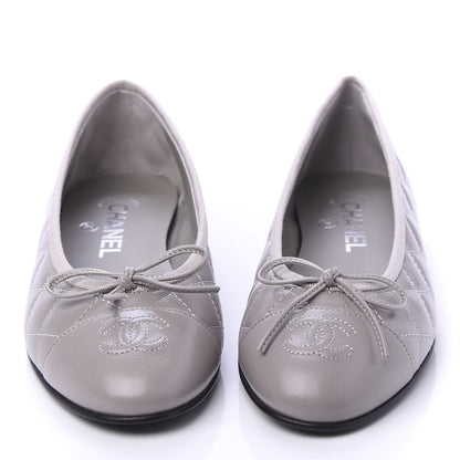 Chanel Crumpled Lambskin Quilted CC Ballerina Flats 37 Grey 2 of 9