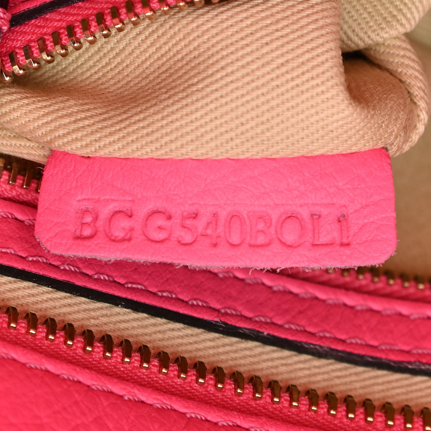 Vitello Small Rockstud Double Handle Tote Fuxia Fluo