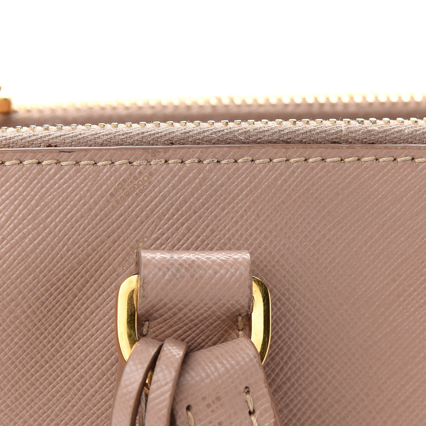 Saffiano Medium Galleria Double Zip Tote Cammeo