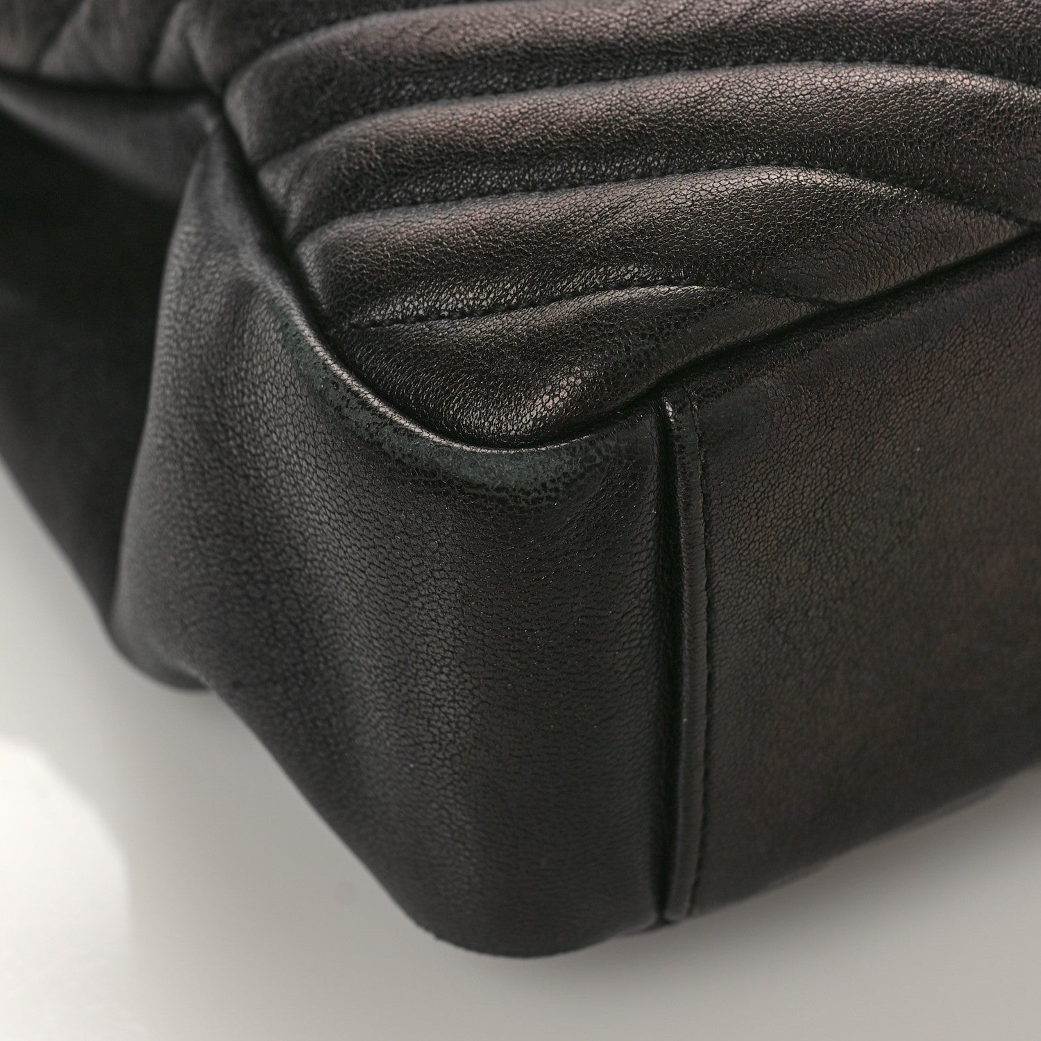 Saint Laurent Sheepskin Matelasse Chevron Monogram Monochrome Large College Satchel Black 8 of 12