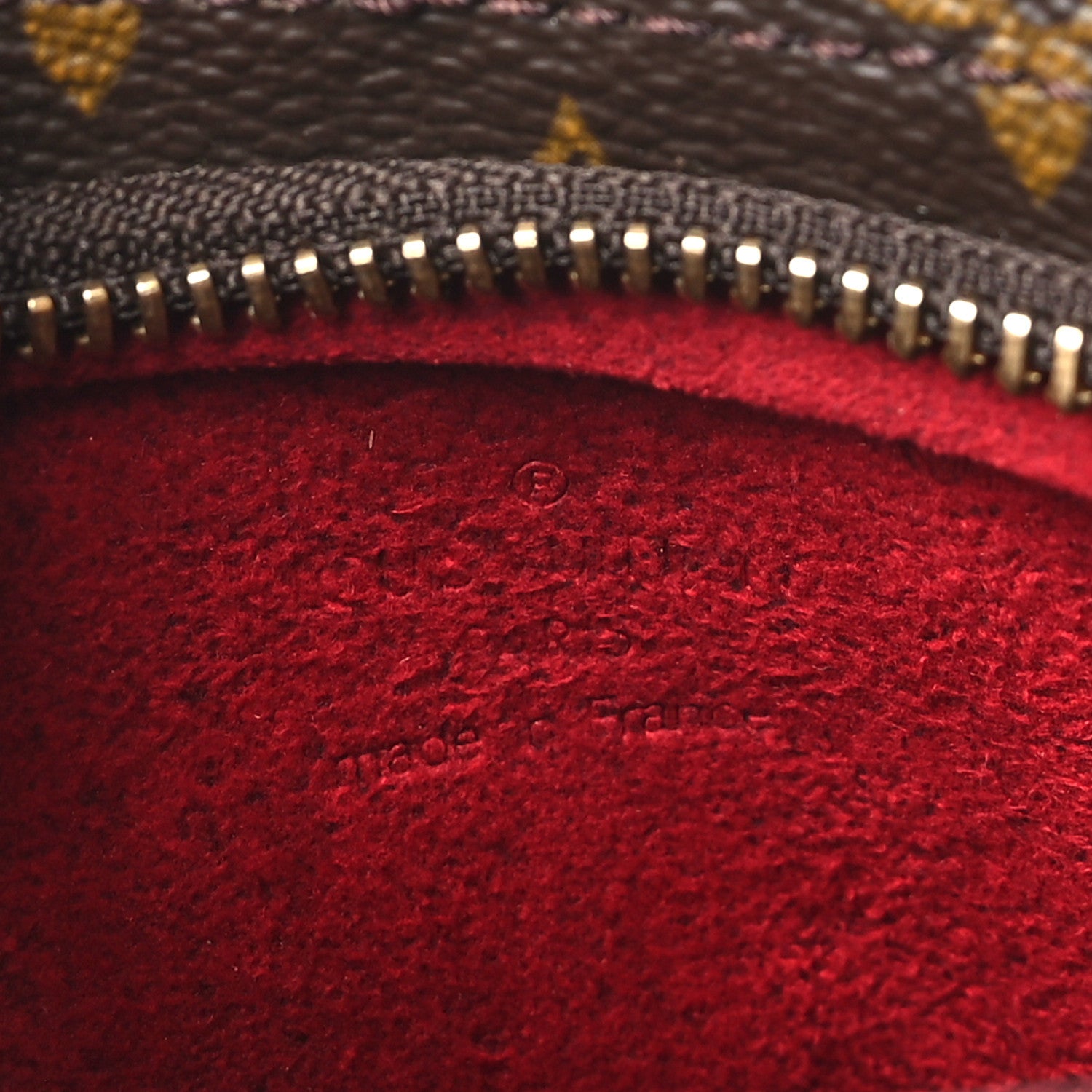 Louis Vuitton Monogram Partition Wristlet 6 of 9