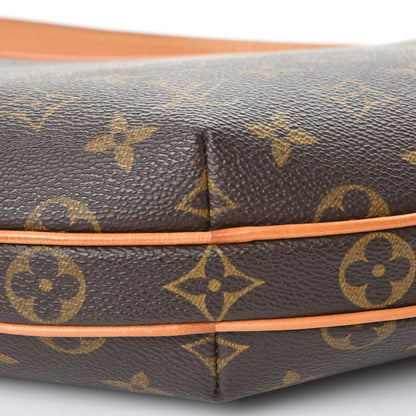 Louis Vuitton Monogram Croissant PM 8 of 8