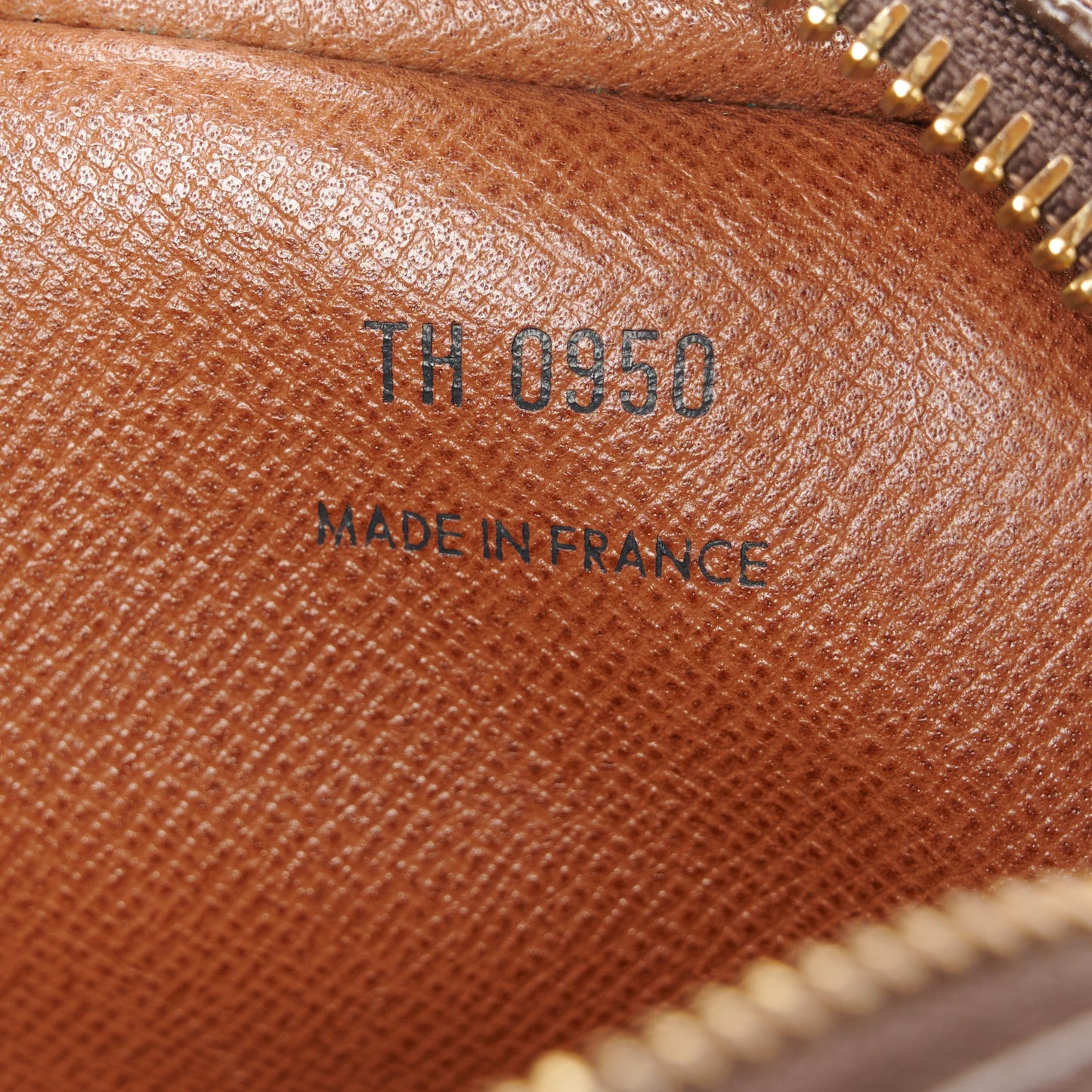 Monogram Pochette Marly Dragonne 22
