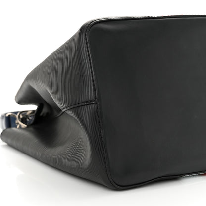 Louis Vuitton Epi NeoNoe Noir 9 of 12