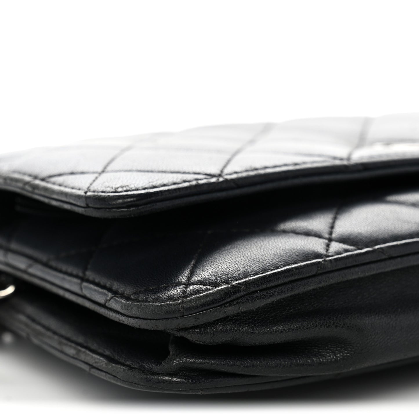 Lambskin Quilted Wallet On Chain WOC Black