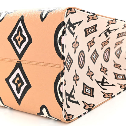 Louis Vuitton Monogram Giant Wild At Heart Onthego GM Arizona 9 of 12