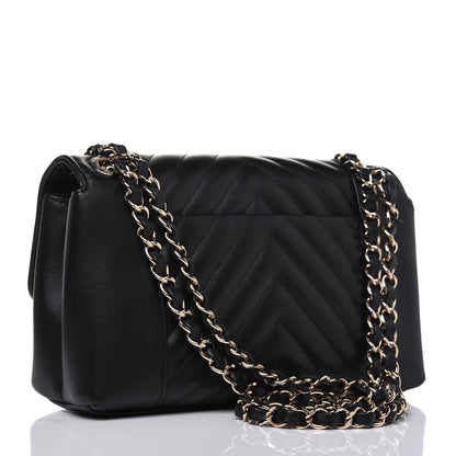 Chanel Calfskin Quilted Small Daily Chevron Flap Black 3 of 15