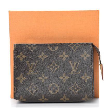 Louis Vuitton Monogram Toiletry Pouch 15 8 of 8