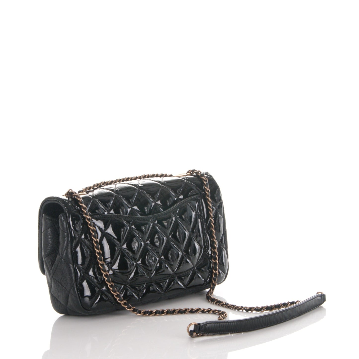 Patent Goatskin Quilted Medium CC Eyelet Flap Black