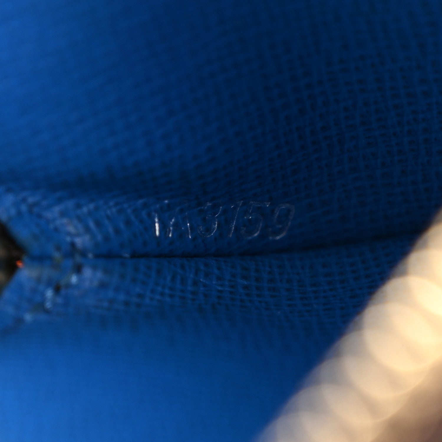 Louis Vuitton Monogram 2019 Christmas Animation Round Coin Purse Blue 7 of 8