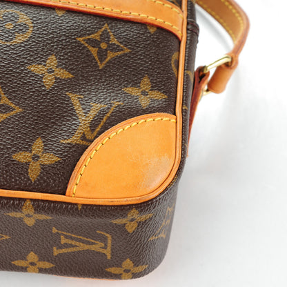 Louis Vuitton Monogram Trocadero 24 9 of 11