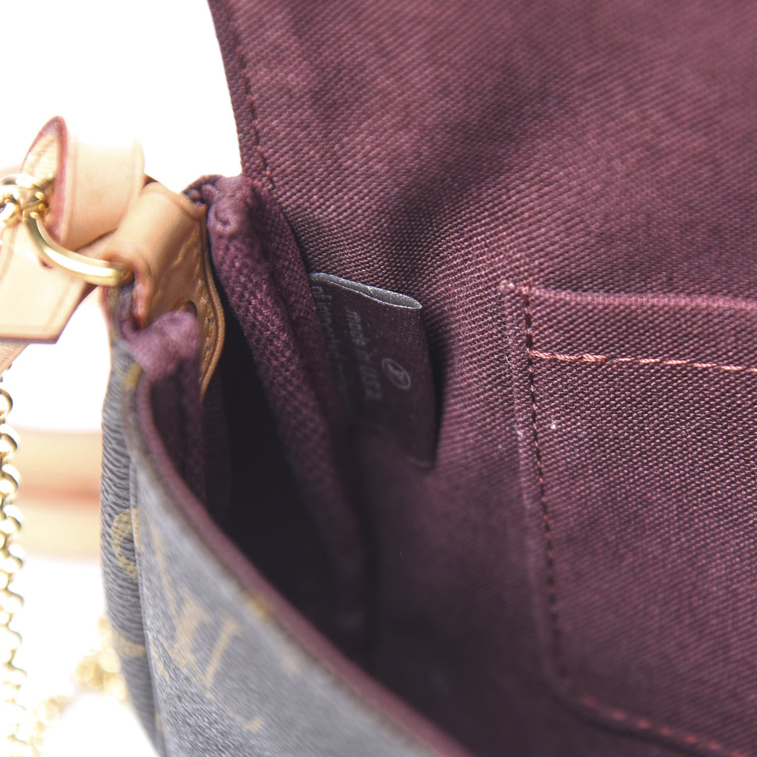 Louis Vuitton Monogram Favorite PM 8 of 13