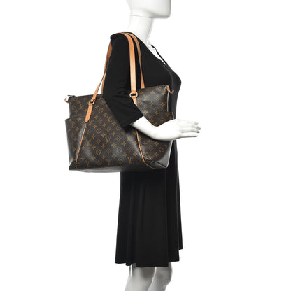Louis Vuitton Monogram Totally MM 2 of 15