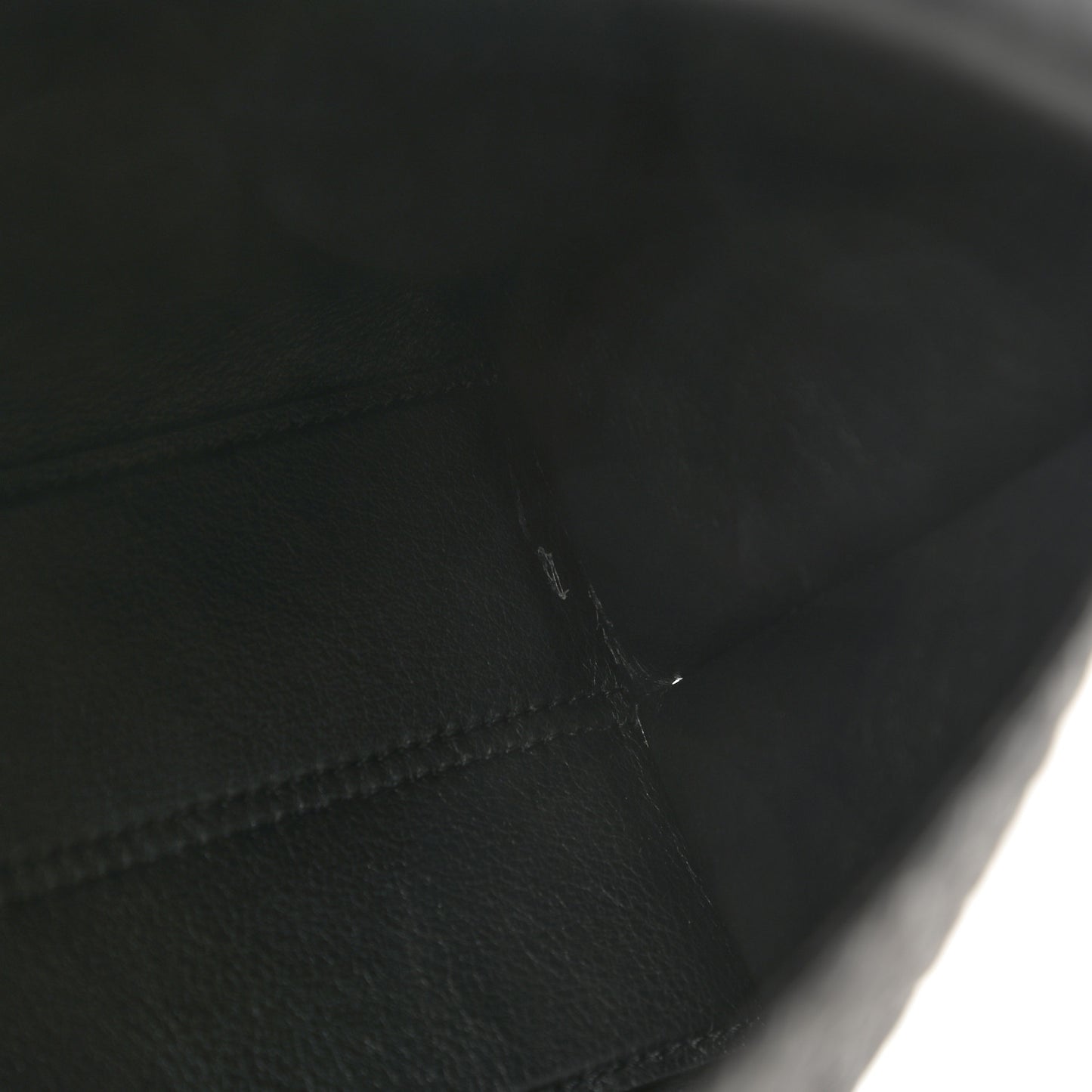 Goatskin Embossed Avenue Shoulder Bag Black