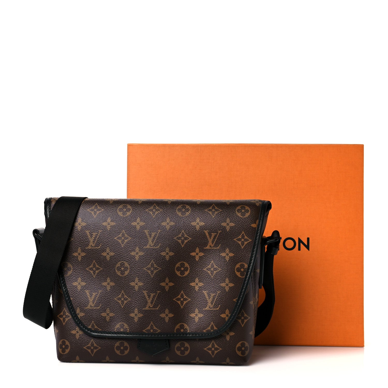 Louis Vuitton Monogram Macassar Magnetic Messenger 10 of 10