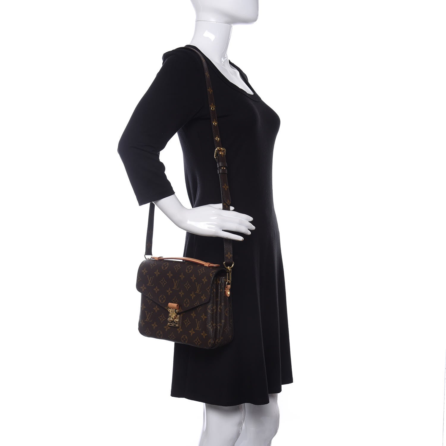 Louis Vuitton Monogram Pochette Metis 2 of 11