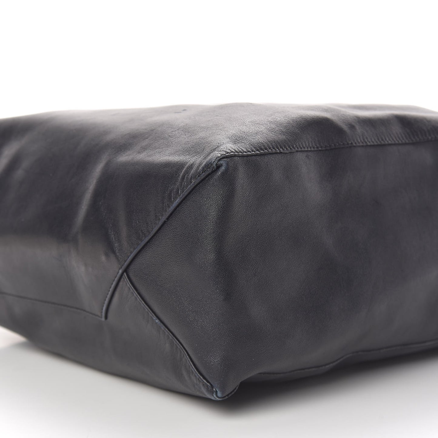 Smooth Lambskin Vertical Cabas Black