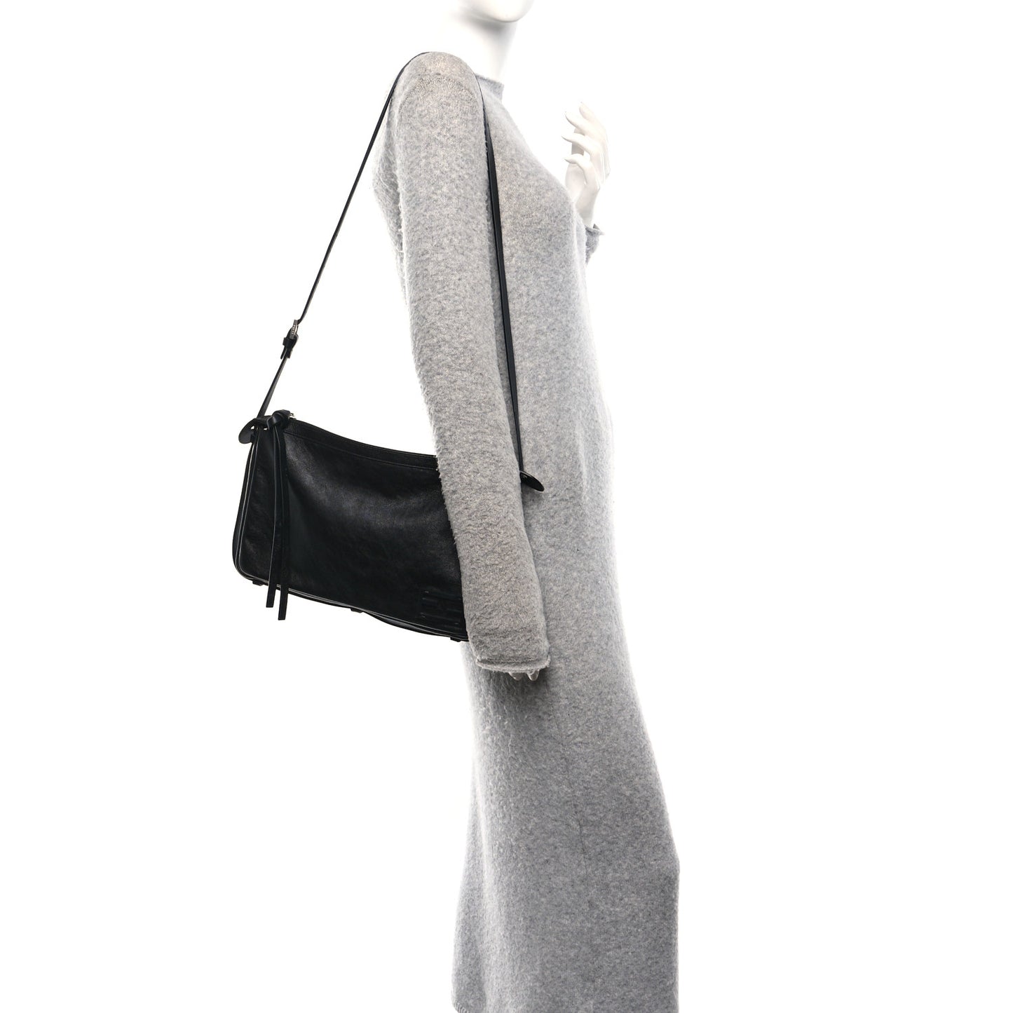 Vitello Medium Simply Fendi Shoulder Bag Black