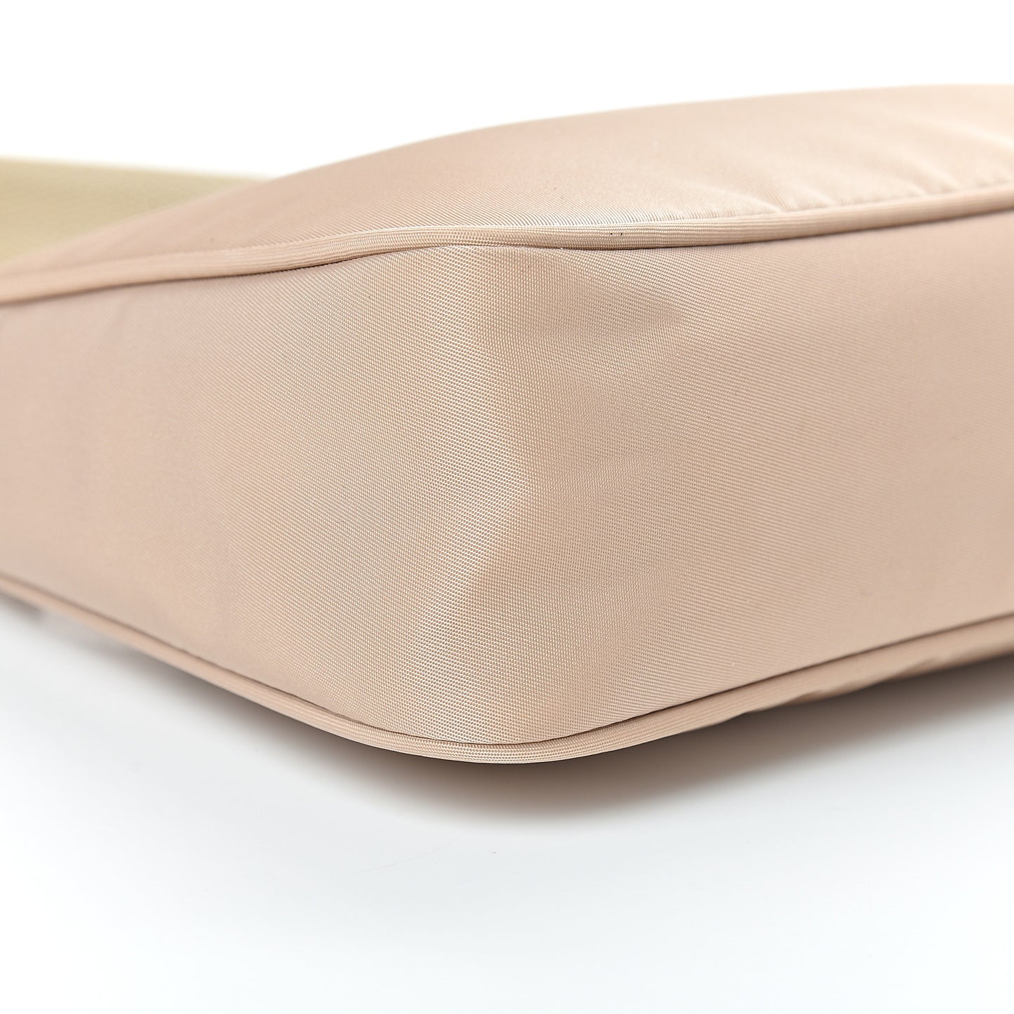 Tessuto Nylon Mini Re-Edition 2000 Bag Cammeo