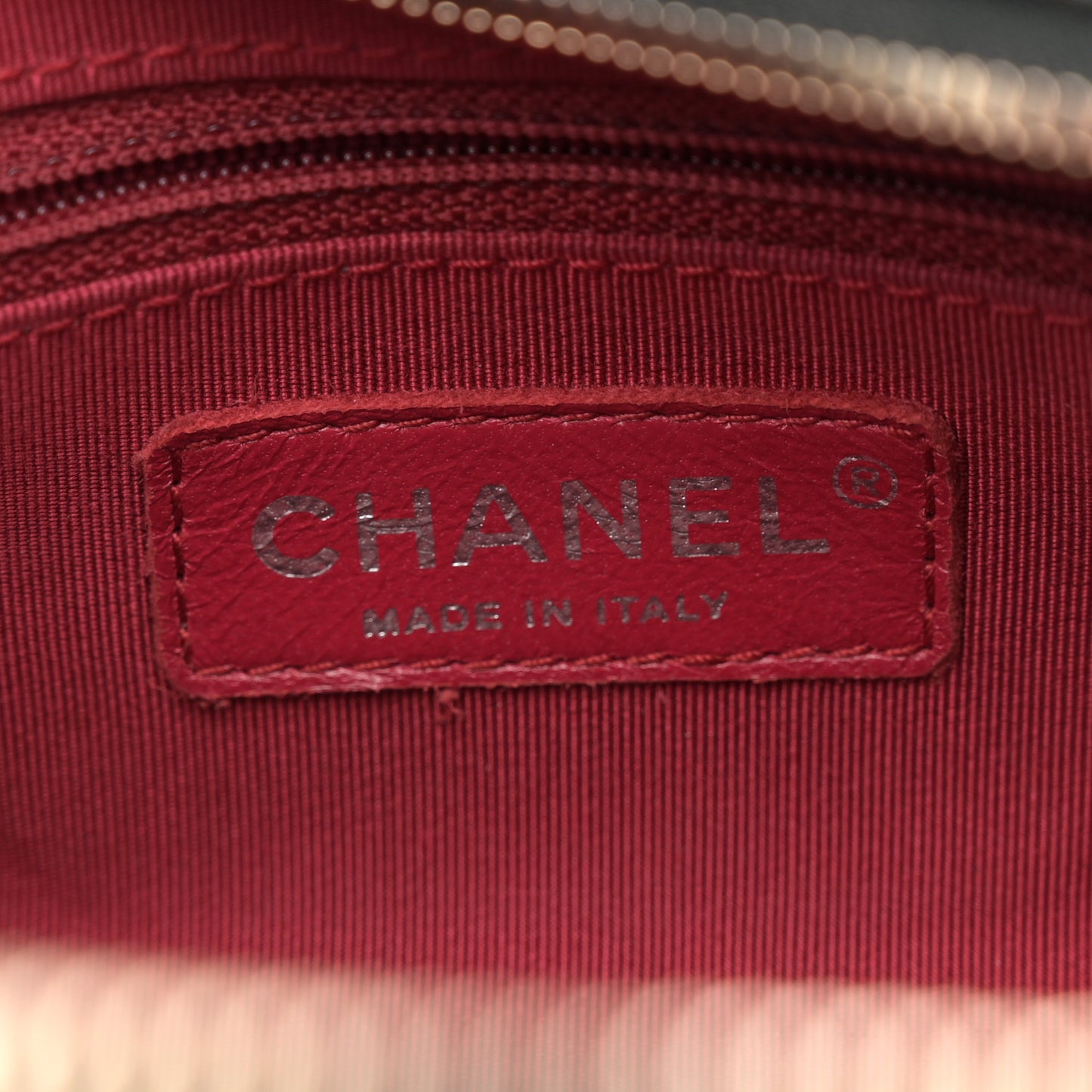 Aged Calfskin Quilted Medium Gabrielle Hobo Black