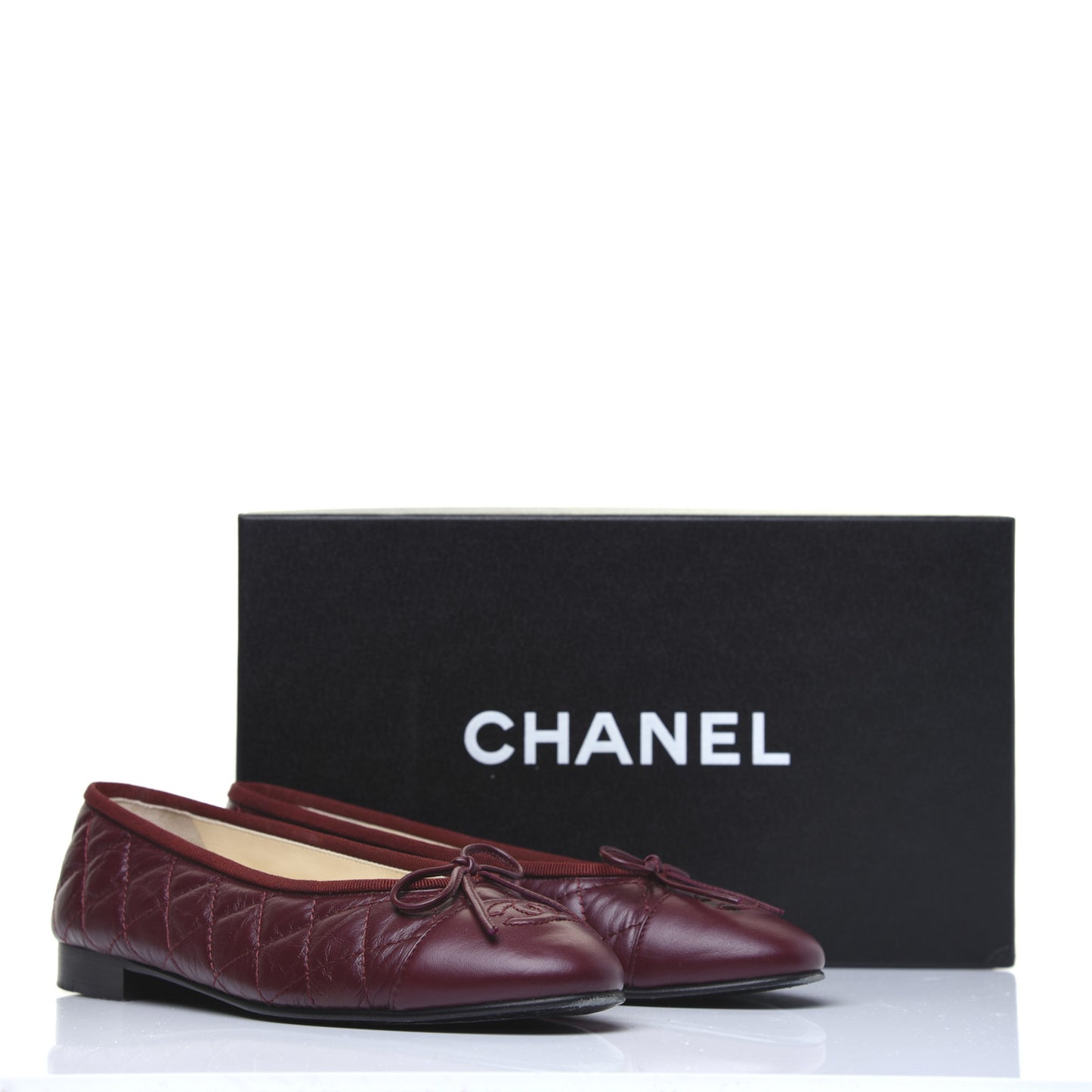 Tumbled Calfskin Quilted Cap Toe Ballerina Flats 37 Burgundy