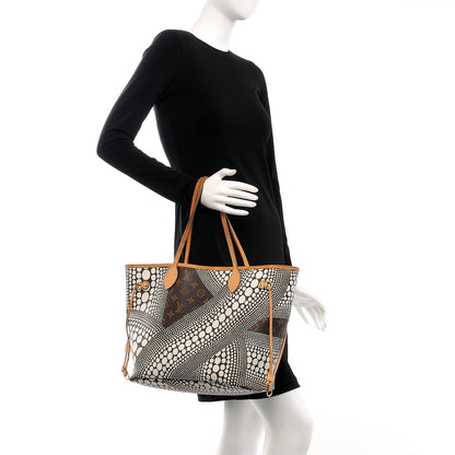 Louis Vuitton Monogram Kusama Waves Neverfull MM White 2 of 14