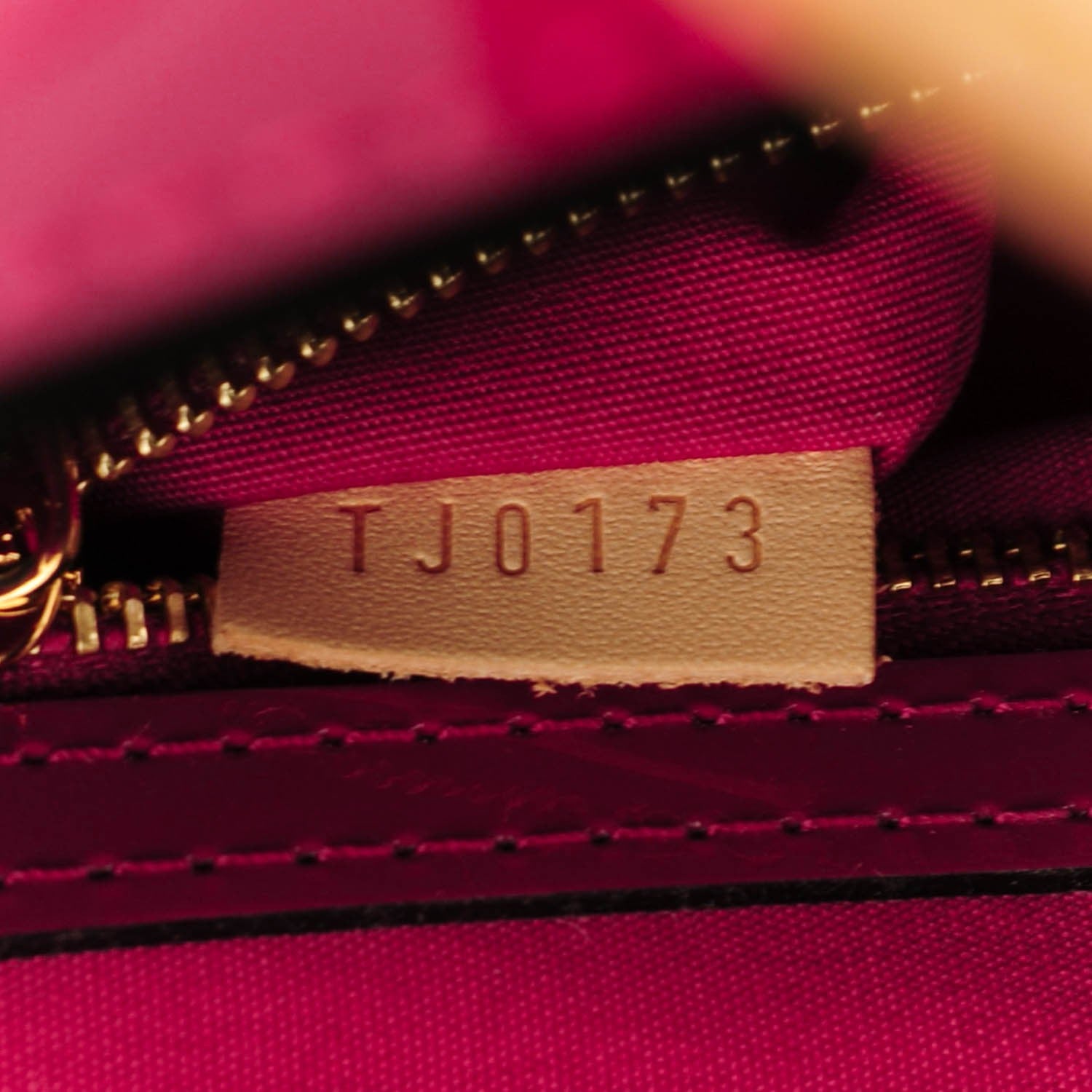 Louis Vuitton Vernis Catalina NS Rose Indien 7 of 7