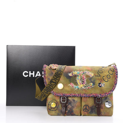 Chanel Washed Toile Large Graffiti On The Pavements Messenger Khaki Multicolor 8 of 8