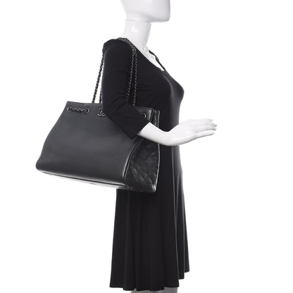 Chanel Metallic Grained Calfskin Woven Chain Large Shopping Bag Black 2 of 10