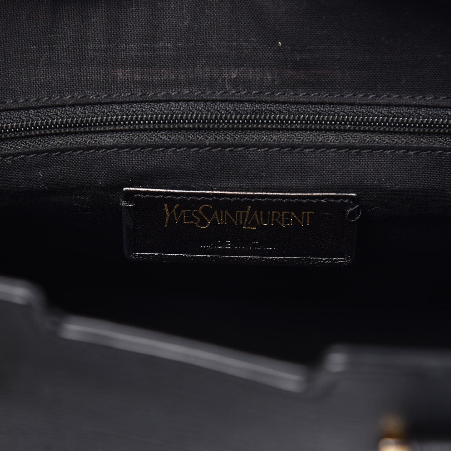 Textured Calfskin Small Classic Y Cabas Black