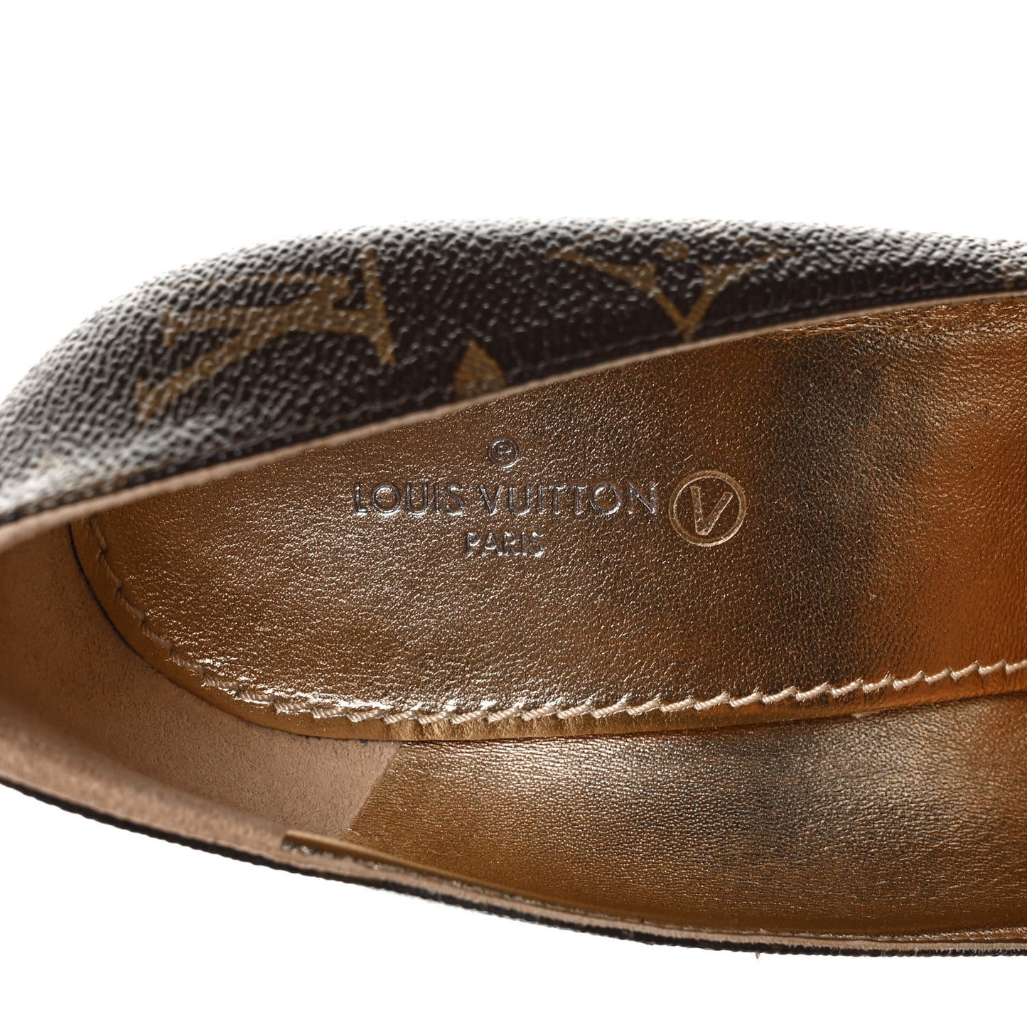 Reverse Monogram Cherie Pumps 38