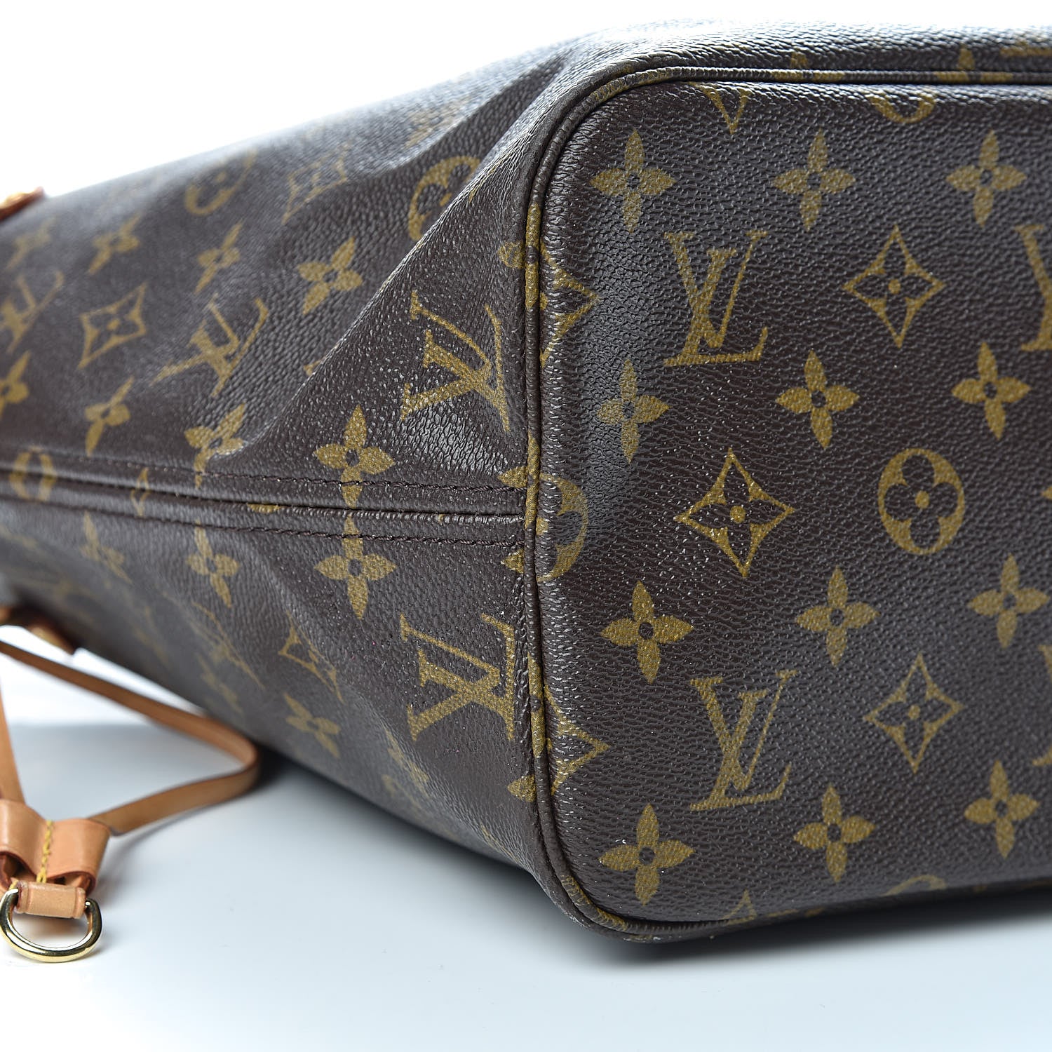 Louis Vuitton Monogram Neverfull MM 9 of 14