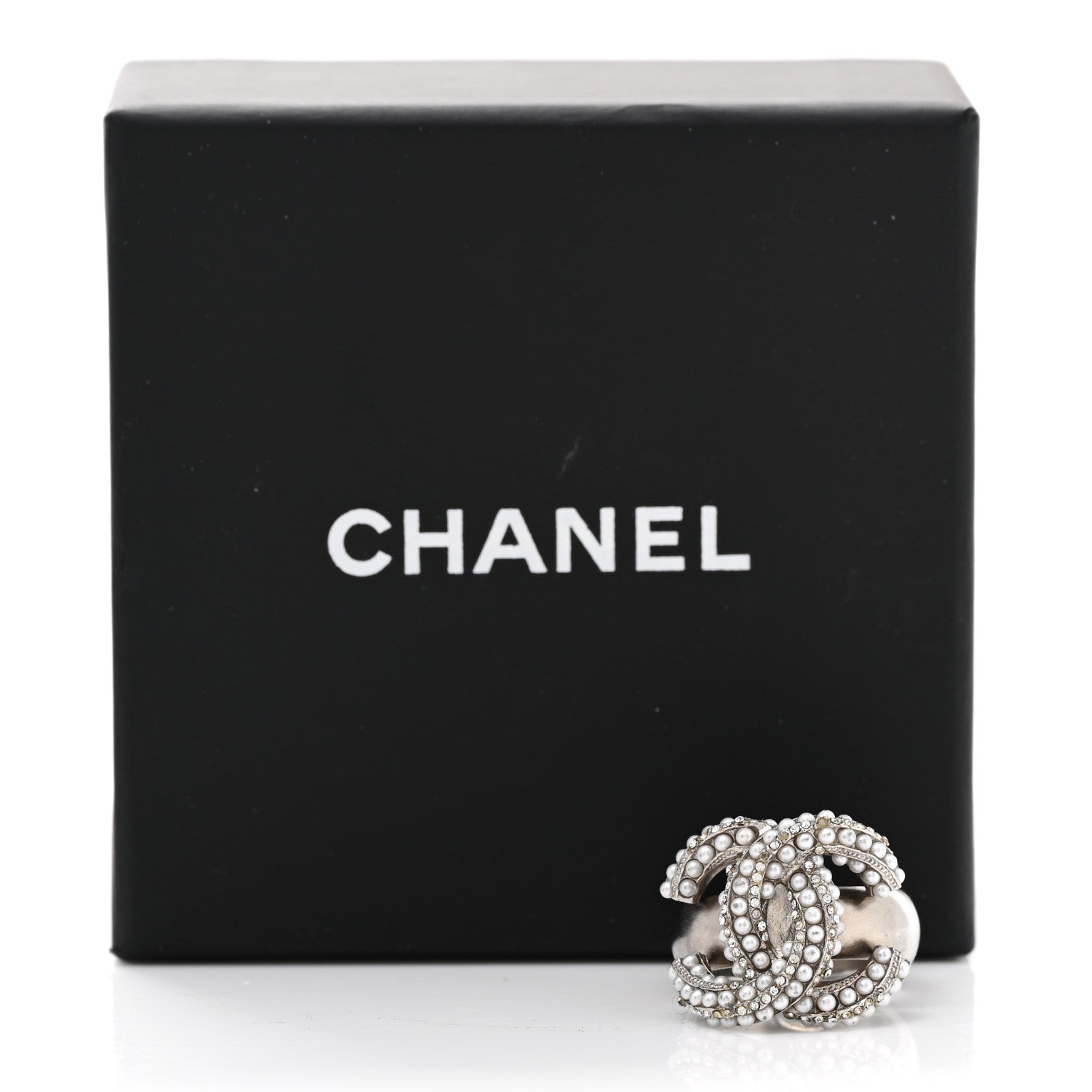 Chanel Crystal Pearl CC Ring 51 5.75 Silver 10 of 10