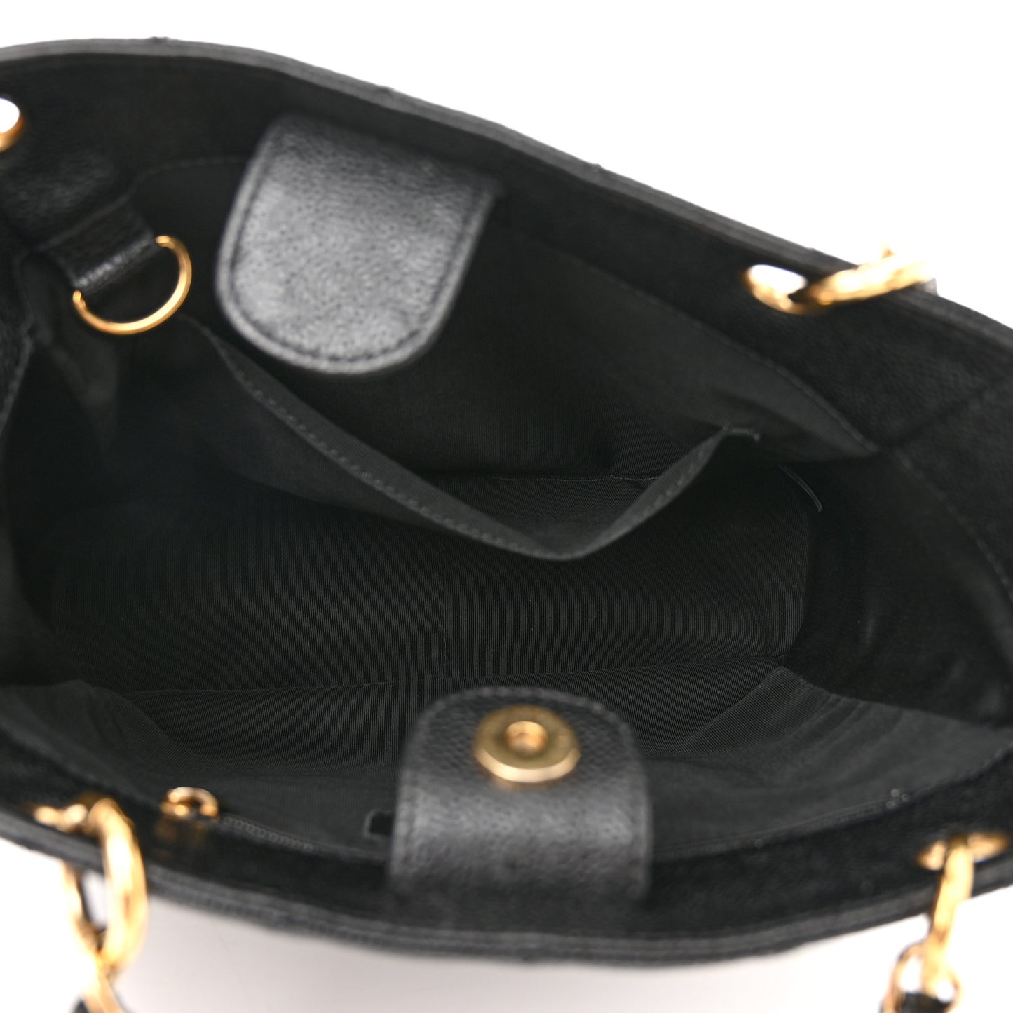 Caviar Quilted Petit Shopping Tote PST Black