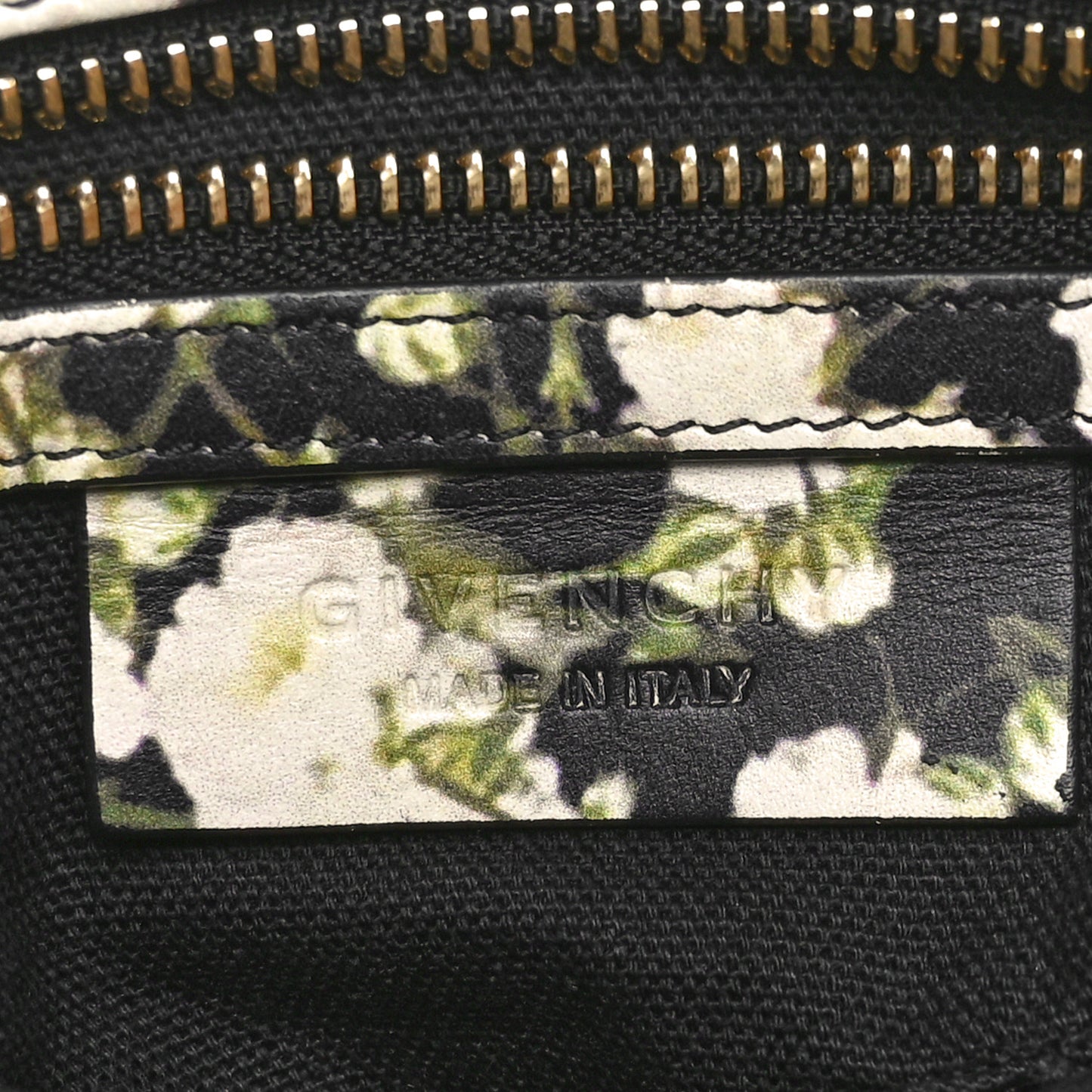 Lambskin Baby's Breath Print Medium Pandora Black