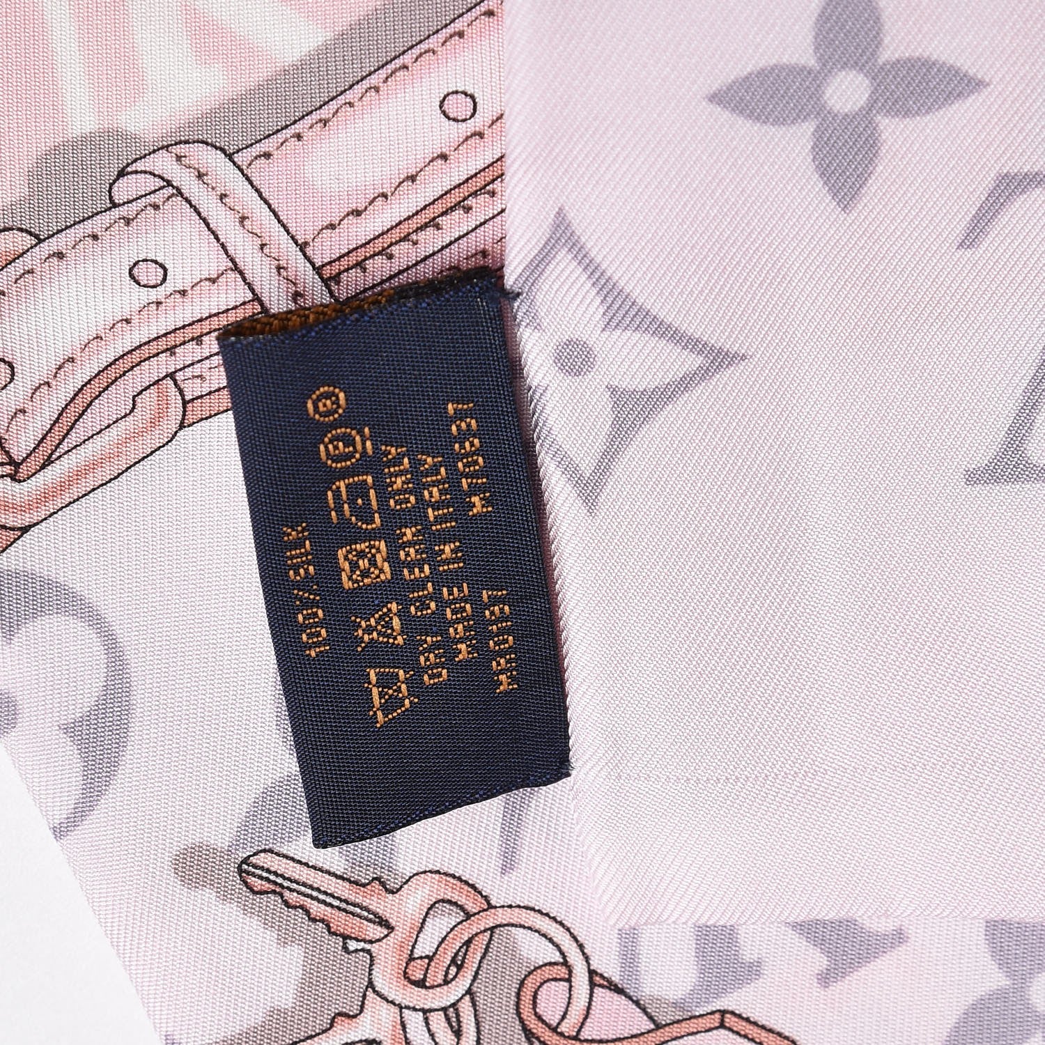 Louis Vuitton Silk Monogram Confidential Bandeau Light Pink 5 of 5