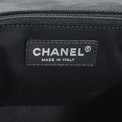 Chanel Iridescent Calfskin VIP Flap Black 6 of 7